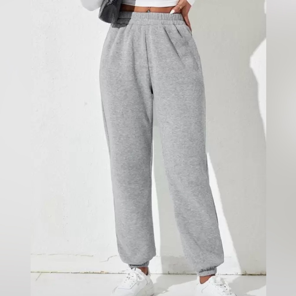 Women’s Petite Gray Sweatpants - Picture 2 of 3